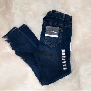 Brand new Motherhood maternity skinny jeans!